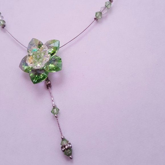 Flower bead necklace - Picture 6 of 12